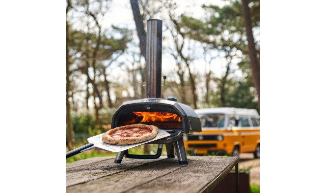 Wood and charcoal oven Karu 2 OONI