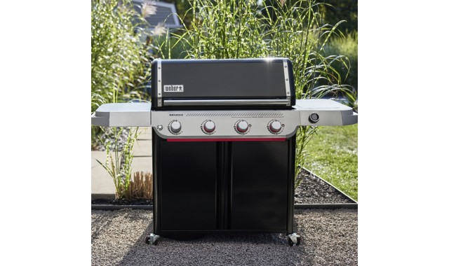 Gratar gaz Genesis E-425W Booster Weber` Gratar gaz Genesis E-425W Booster Weber`