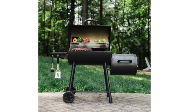 Char-Griller Smokin’ Pro charcoal grill smoker