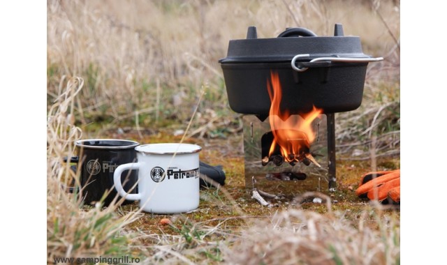 Charcoal outdoor stove