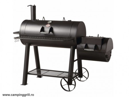 Char-Griller Competition PRO charcoal grill smoker