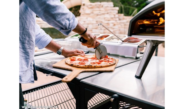 Pizza cutter black OONI