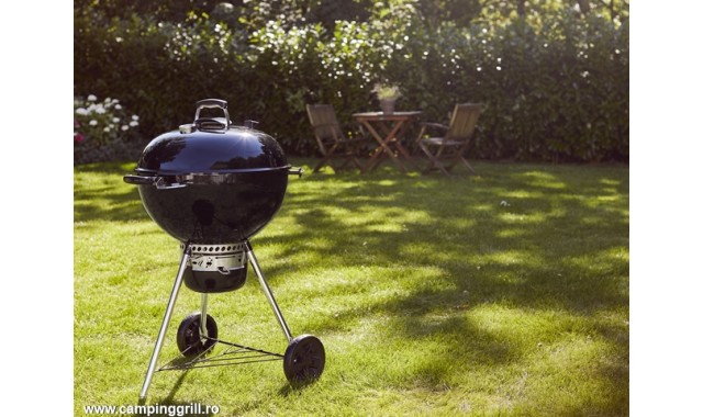 Charcoal grill Weber Master-Touch GBS E-5750