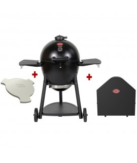 Akorn Char-Griller with cover and heat deflector