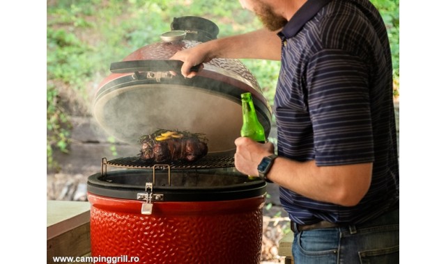 Gratar afumatoare Kamado Joe Classic III