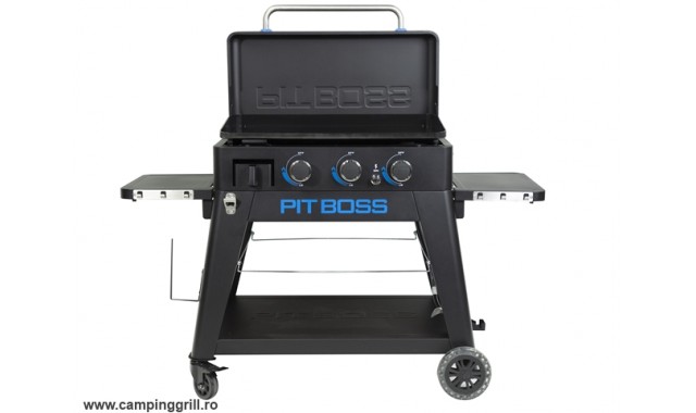 Griddle grill Pit Boss with 3 gas burners