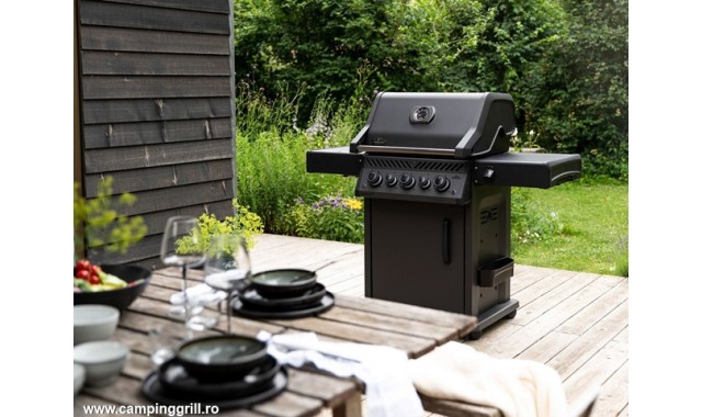 Infrared gas grill Rogue RSE425 PHANTOM NEW