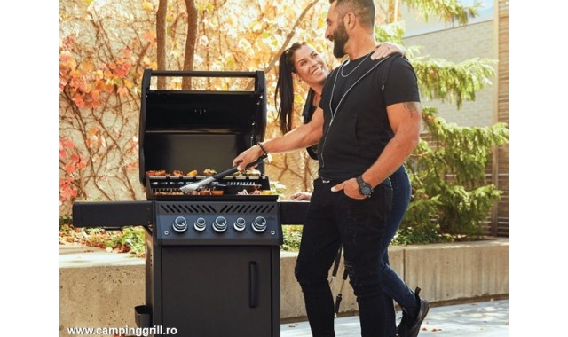 Infrared gas grill Rogue RSE425 PHANTOM NEW