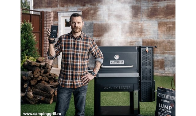 Digital Charcoal Smoker Masterbuilt Gravity 1050