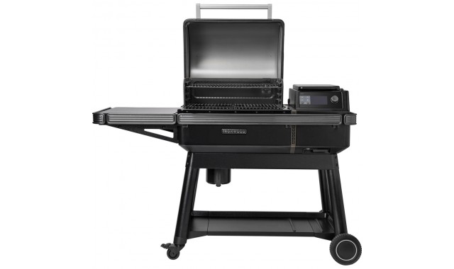  Ironwood Traeger pellet smoker grill