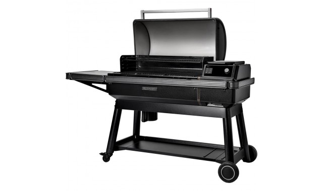  Ironwood XL Traeger pellet smoker grill 