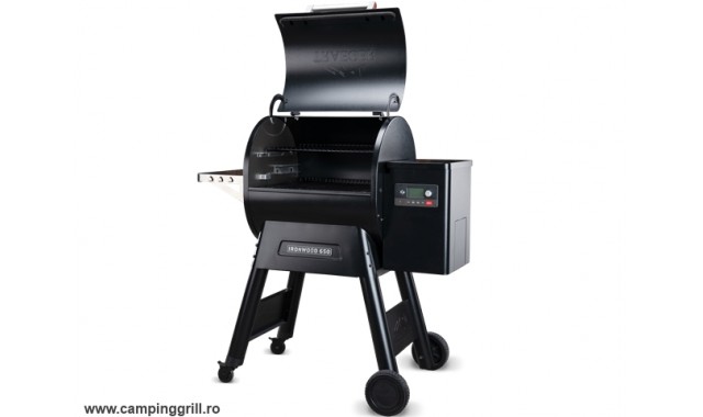  Ironwood 650 Traeger pellet grill 