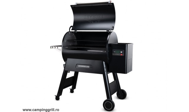  Ironwood 885 Traeger pellet grill 