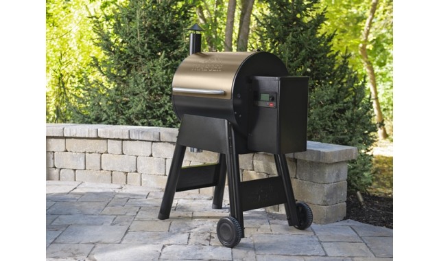 Traeger Pro 575 pellet grill 