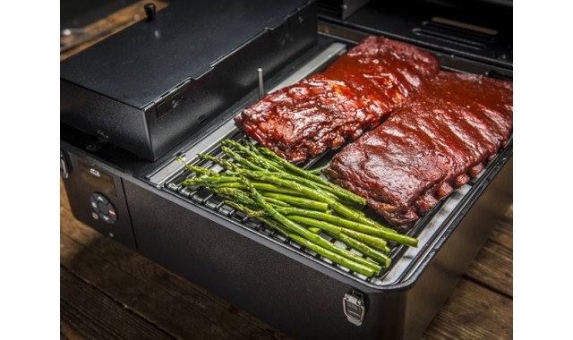 Traeger Ranger portable pellet grill